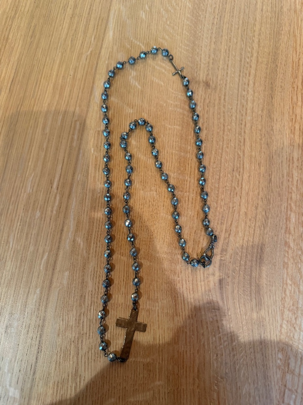Necklace with glass beads